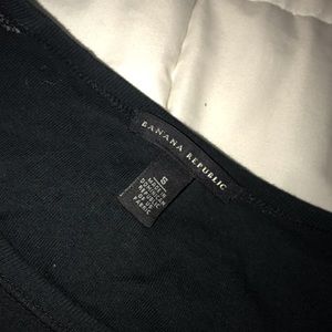 Fitted Banana Republic black shirt